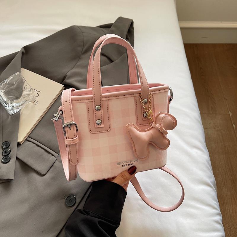 Fashionable Bag Stylish Bucket Bag High Appearance Level Retro Single-shoulder Bag Crossbody Women's Bag