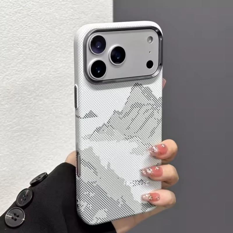 

Магнитный чехол Snow Mountain для iPhone 17 Pro Max 16 15 Pro, жесткий ПК с карбоновым волокном, магниты в задней крышке, металлическая защита объектива камеры, чехол iPhone 17 Pro Max белый