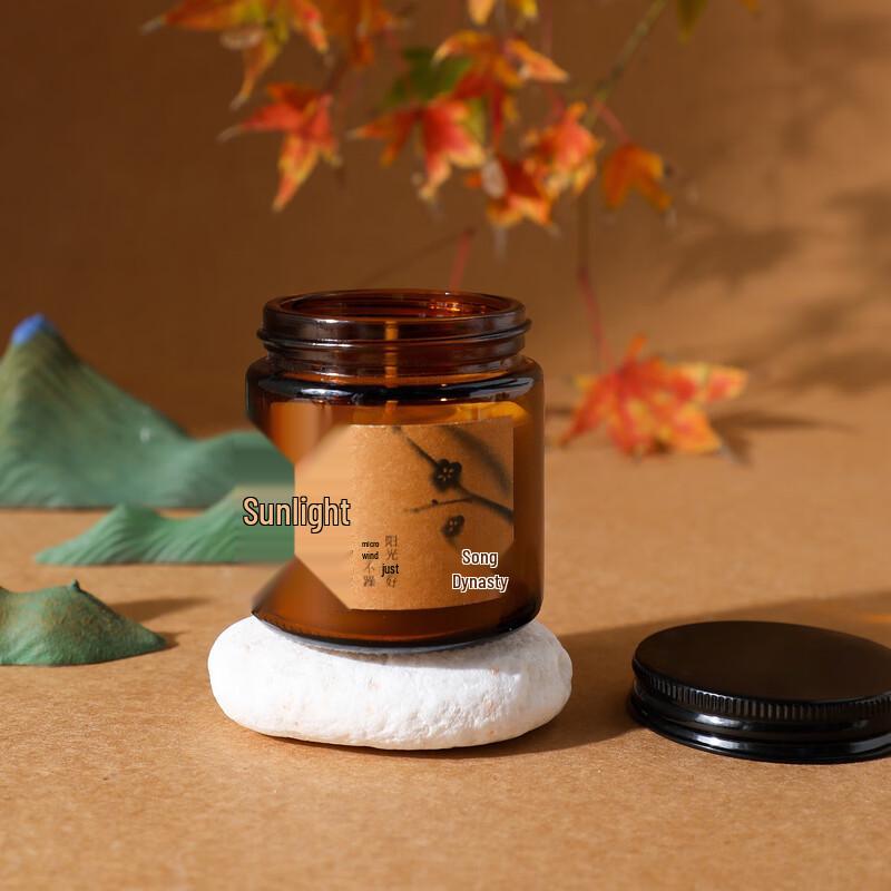 Hang Silk Road Women's Mulberry Silk Scarf & Aromatherapy Gift Set