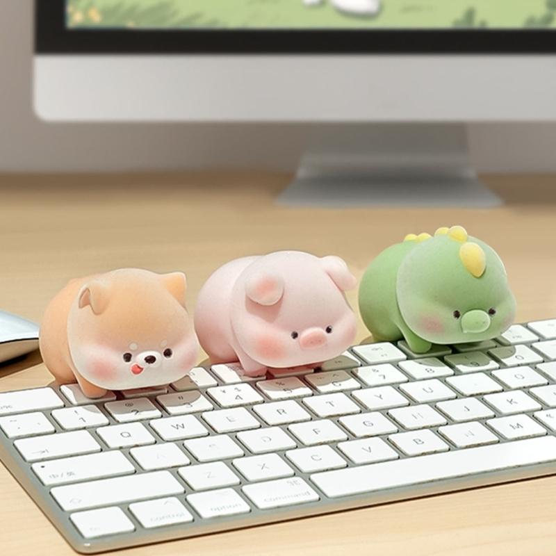 Ornamento de Estatueta de Animal Peludo Macio Pequeno Animal Esmaltado Brinquedo para Painel de Carro Decoração de Mesa de Escritório