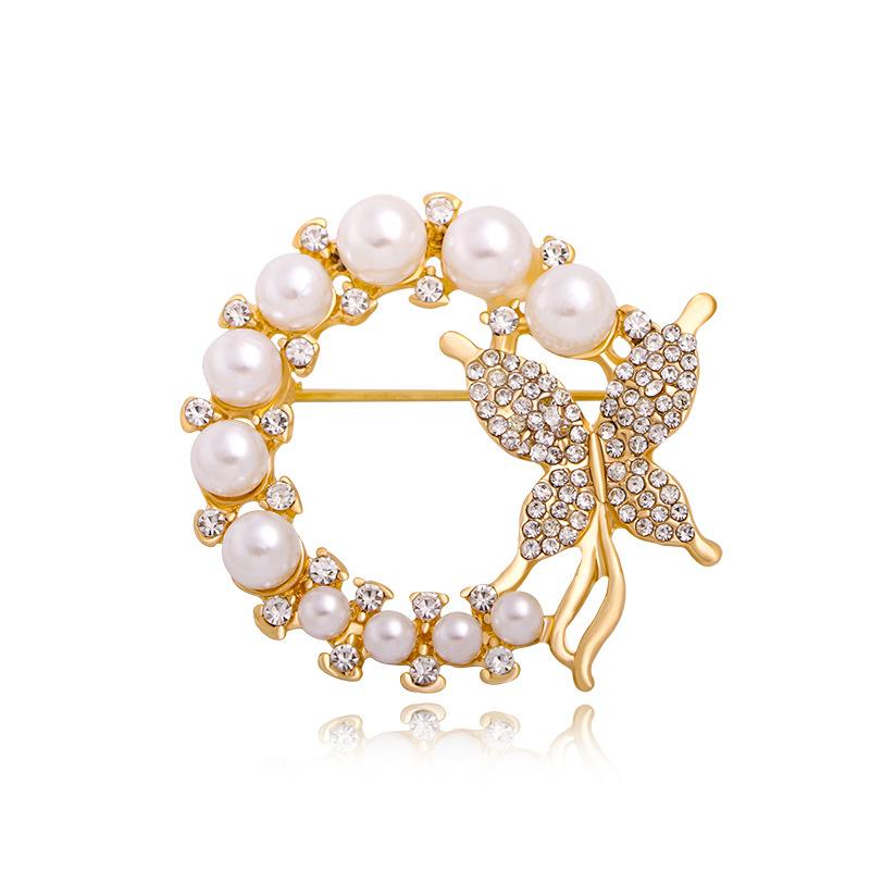 Diamond inlaid pearl butterfly brooch for Dongdaemun, South Korea, artistic style, temperament, internet celebrity fashion, chest flower