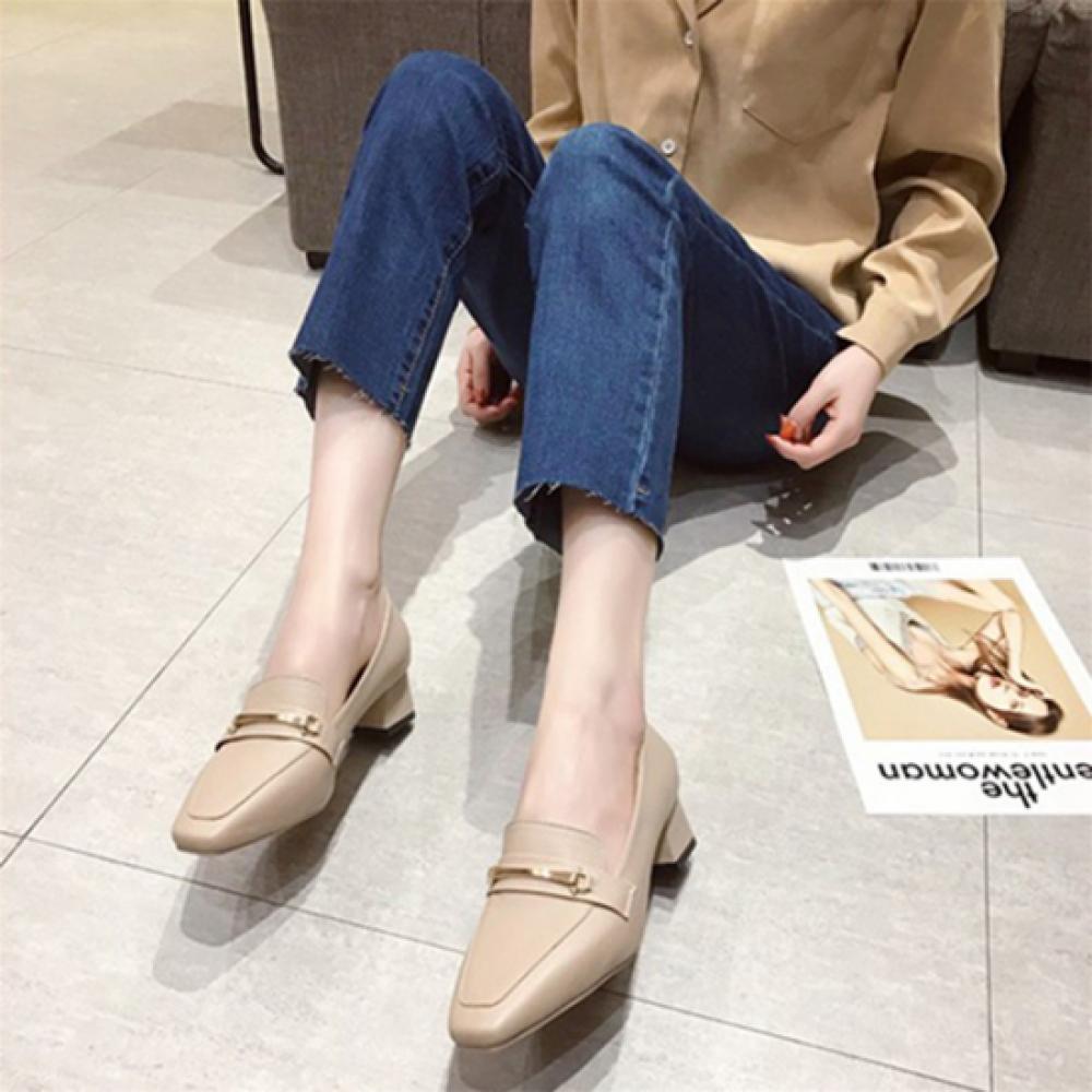 New Arrivals Open Run Pointed Square Toe Dress Shoes Women