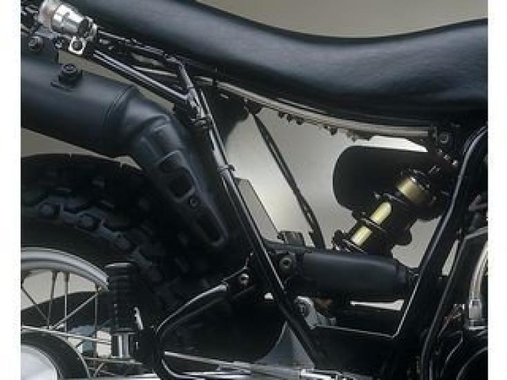 

POSH FAITH Мотоциклетные крылья 023167 TW200/225 чёрный