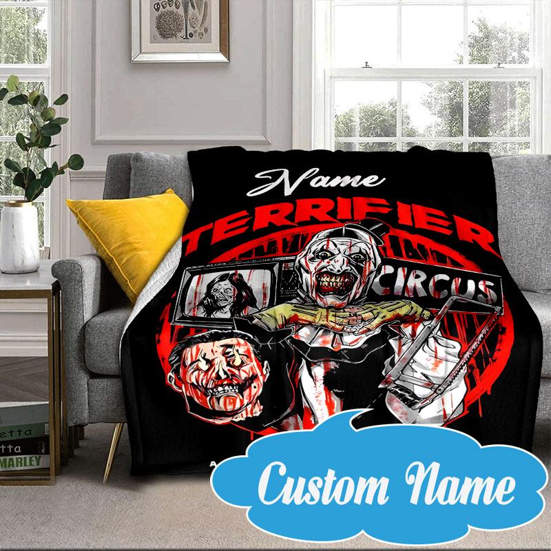 Custom Name Pennywise Clown Horror Blanket Bed Sofa Blanket Flannel Blanket for Camping, Hiking, Picnic Essentials,gift for Fan Family