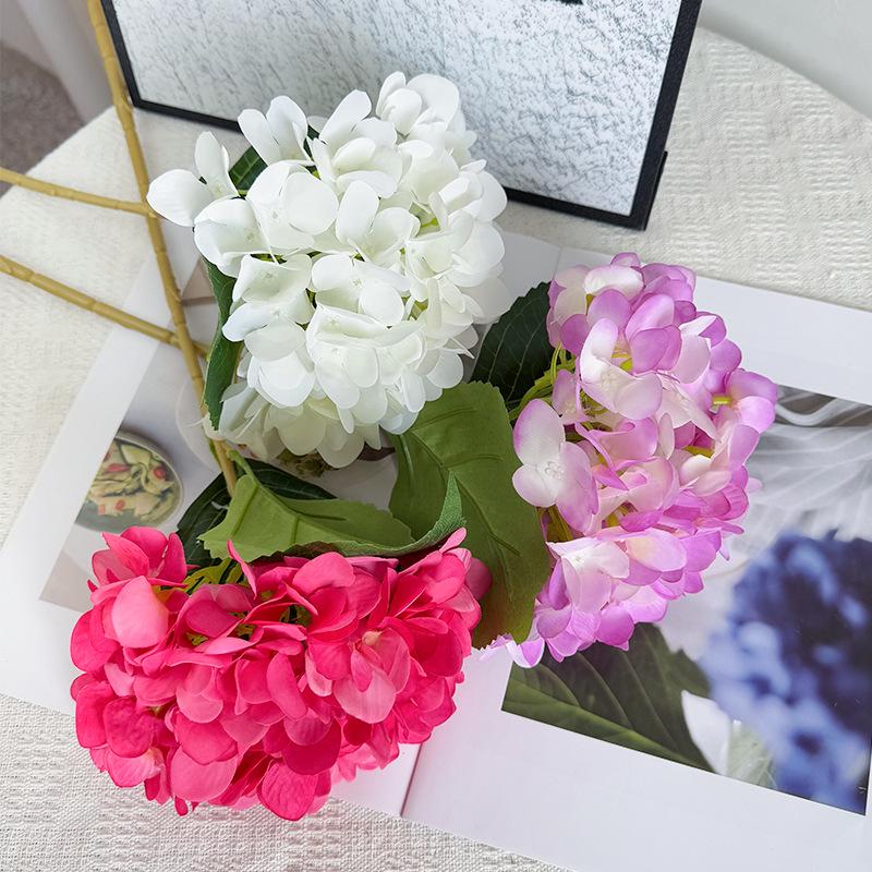 Hydrangea Artificial Flower Ornament for Living Room and Dining Table Decoration