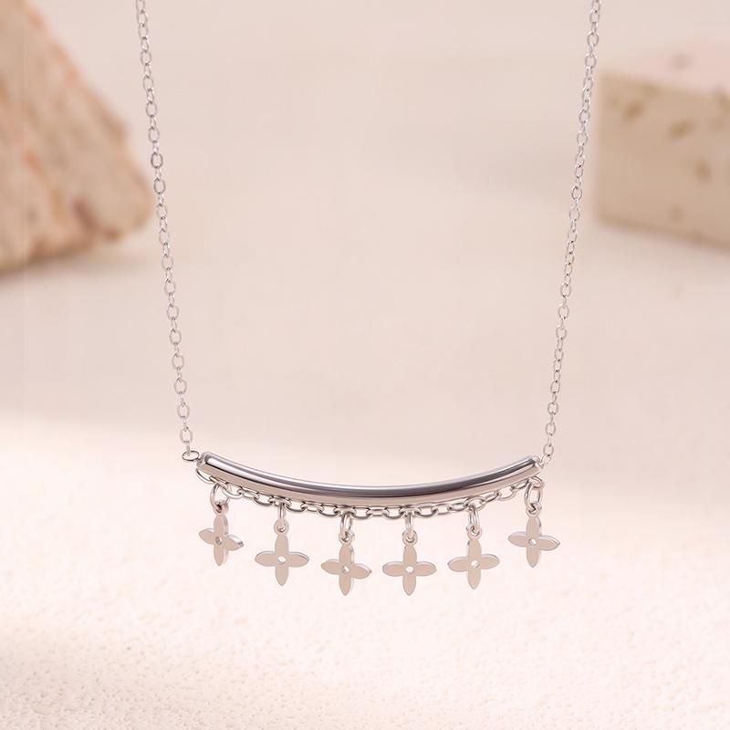 

European & American Minimalist Titanium Steel Tassel Clover Necklace - Women s Non-Fading Clavicle Chain Jewelry