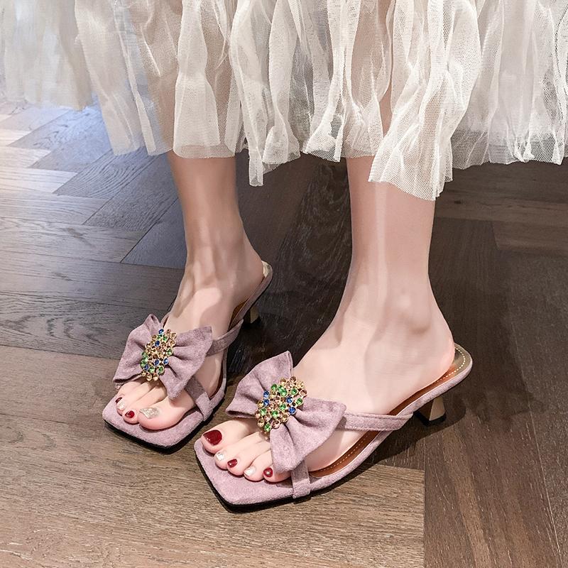 2025 Summer Women's High-heeled Slippers Are Fashionable and Beautiful, Paired with Skirts and Individualistic Sandals
