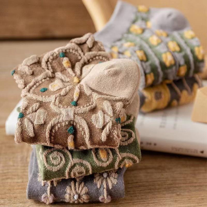 Women's Retro Floral Boat Socks - Mori Style, Breathable & Comfortable, Perfect for Spring and Summer.