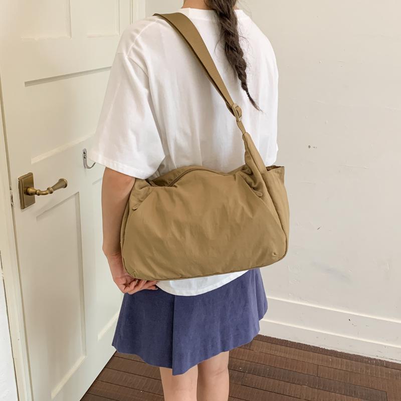 Nylon Shoulder Bag Women's Solid Color Large Capacity Crossbody Bag