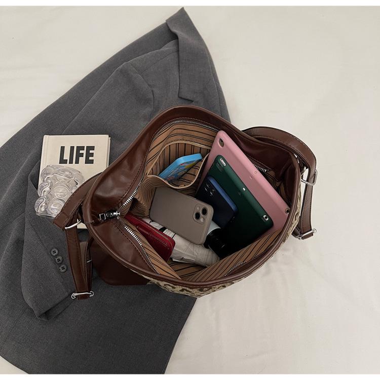 2025 Borsa Tote a Tracolla Semplice e alla Moda per Ragazze Carine - Stile Versatile Autunno/Inverno