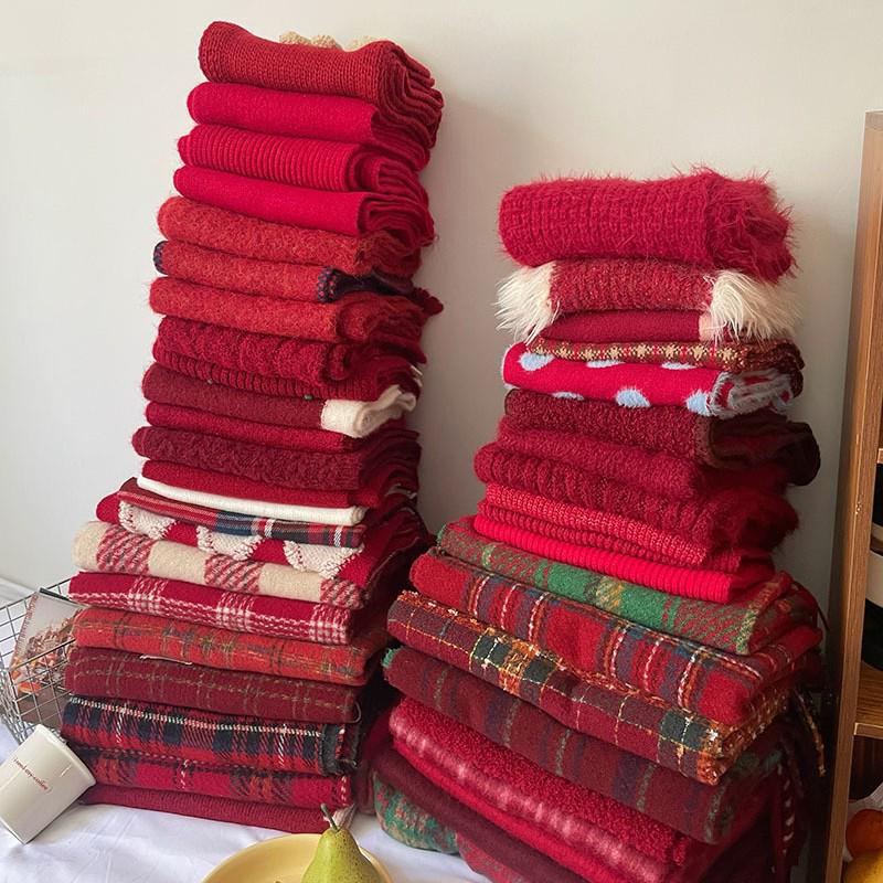 Festive Collection: Red Scarves & Imitation Cashmere Shawls - Cozy Winter Gifts & Soft Neck Warmers