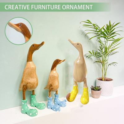 Živicová figúrka kačice so škvrnitými čižmami do dažďa Wellies Zvieracia postava Hračka Model Socha Socha Stolná dekorácia Záhradná dekorácia Ornament Festival Darček