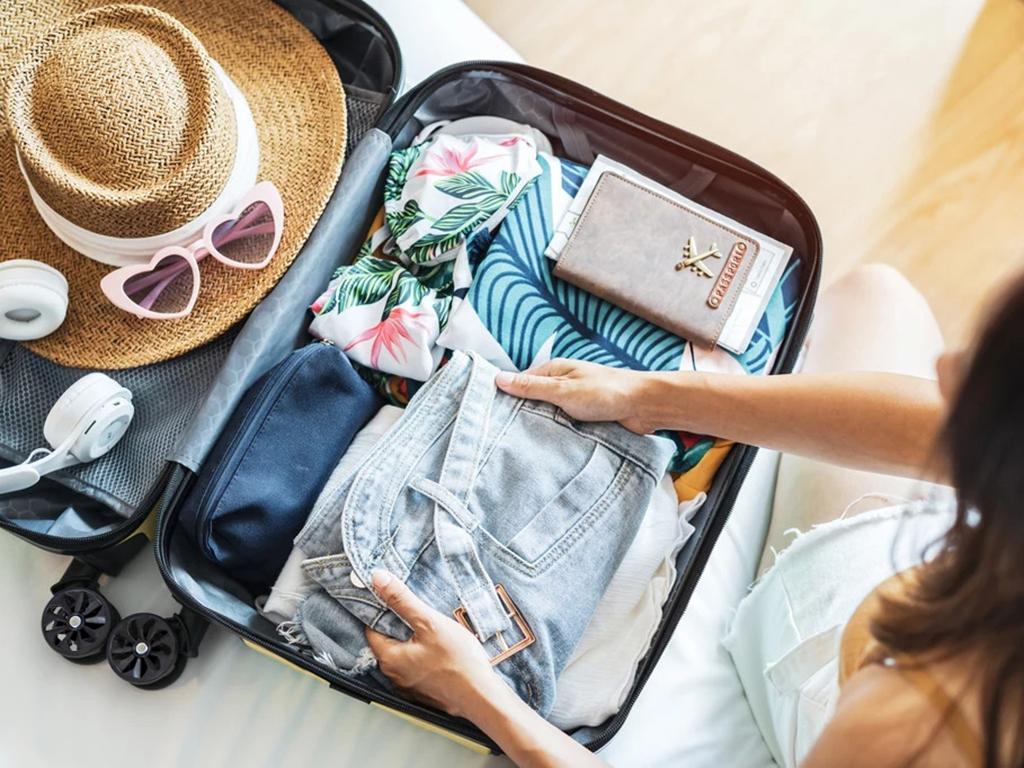 Zestaw walizek 4w1 CONSEÉ żółty