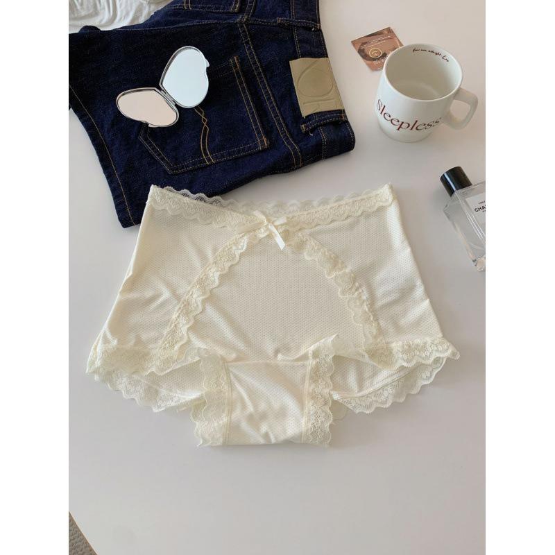 

Women s Summer Thin Lace Ice Silk No Trace Not Clip Hip Anti Light Waist Flat Angle Briefs XL абрикосовий