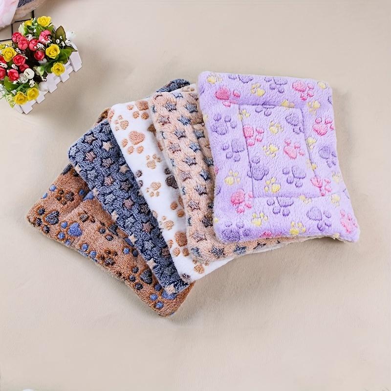Thickened Cat Mattress with Fashionable Star Pattern - Cozy Sleep Blanket for Cats