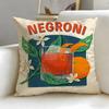 Cuscino Decorativo a Tema Cocktail Negroni – Morbido e Facile da Lavare – Versatile per Divano, Letto, Viaggio e Ufficio