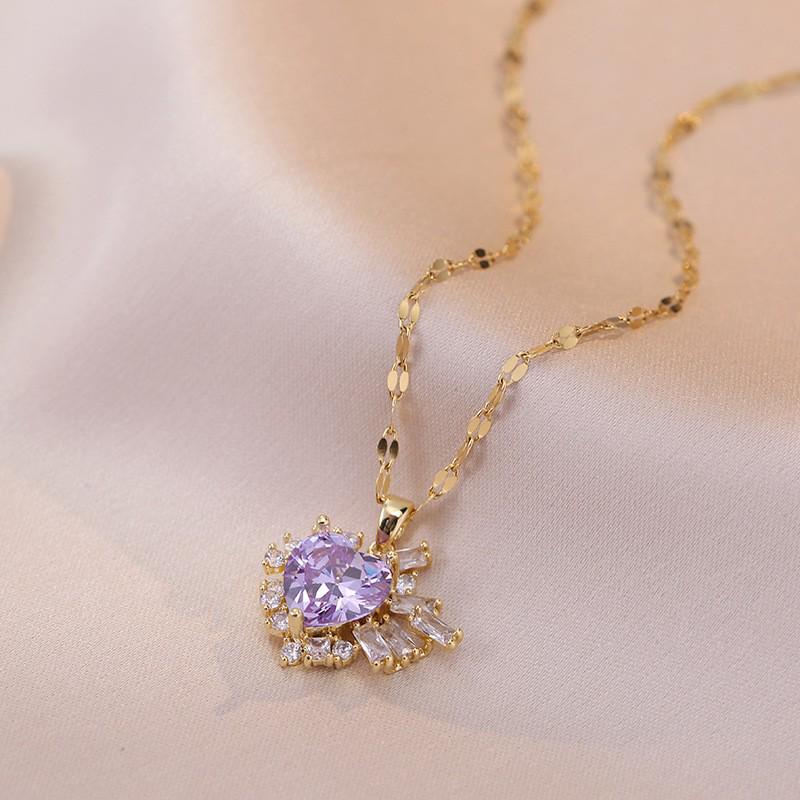 Women's Fashion Heart Pendant Necklace - Elegant, Simple Design, Versatile Clavicle Chain Jewelry