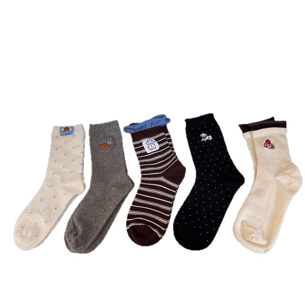 Cartoon Embroidered Dachshund Socks, Versatile for Autumn and Winter, Combed Cotton Sweat-absorbing Boneless Mid-calf Socks