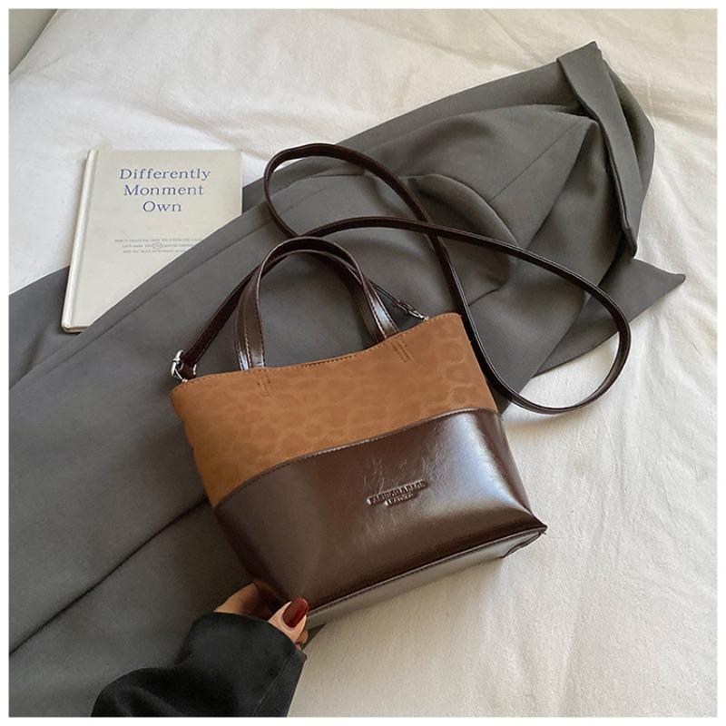 Casual retro simple shoulder bag fashionable personalized messenger bag winter new women's trend bucket bag