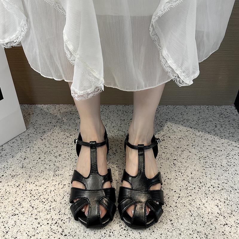 Retro Stil Sommer Aushöhlen Damen Flats Sandalen Mode Partykleid Gladiatorschuhe Zapatos De Mujer