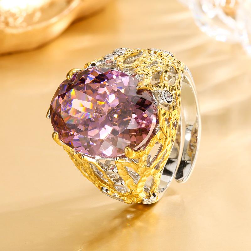 

Ювелирные изделия Медное основание Позолоченное Имитация Синей Шпинели Кольцо Пустотелое Яйцевидной Формы Главный Камень 13 * 18