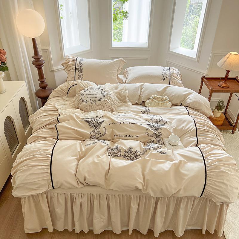 Four-piece Set of Pure Cotton Bedding French Lace Quilt Cover, Bed Sheet Pillowcase Set