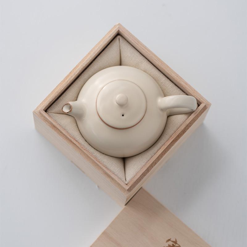 

Бежевый Керамический Чайник ручной работы из печи Жу, Высококлассный бытовой Мастерский Знаменитый Чайник для заваривания чая, Набор для чая Кунг-фу