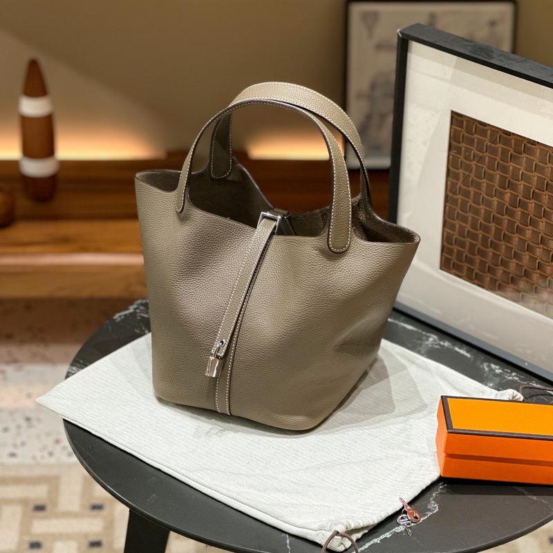 New Genuine Leather Women's Bag Head Layer Leather TOGO Leather 1822CM Vegetable Basket Handheld Bucket Bag Cross Border