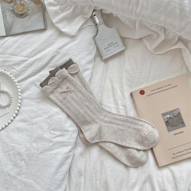 Damen Frühling Sommer Dünnes Modell Süße Schleife Lieblich Blasen-Spitze Ballett im Wind Röhrensocken