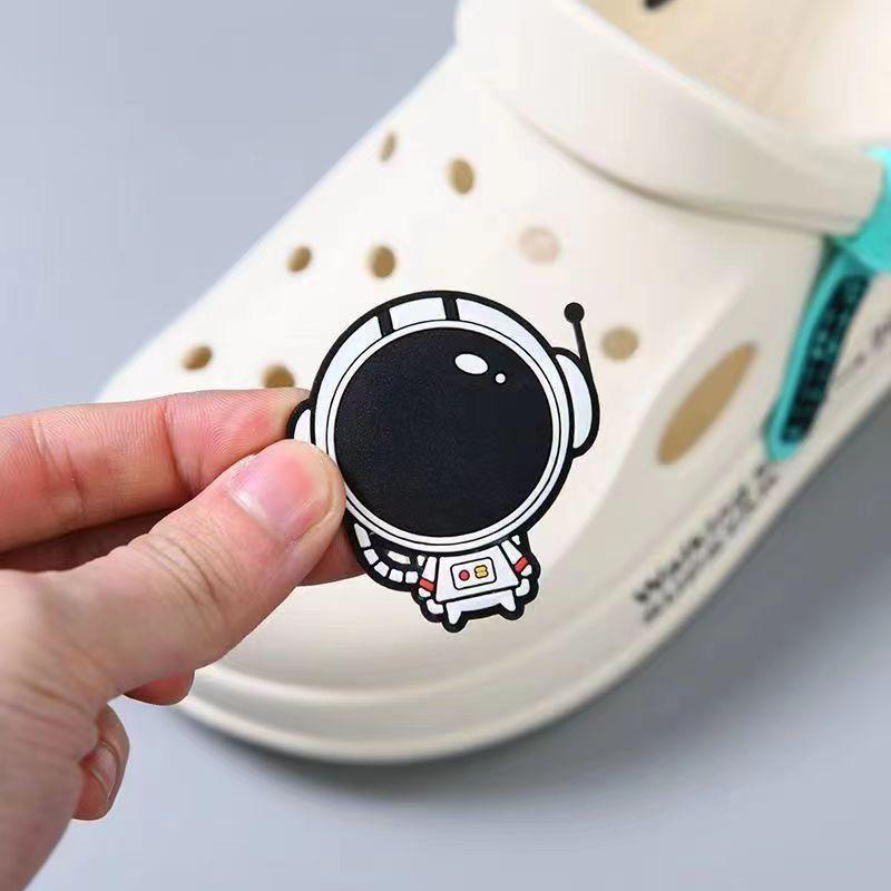 Hole Shoes Men's New Year Couple Platform Slippers Bag Head Sandals Non-slip Casual Soft-soled Beach Shoes Men