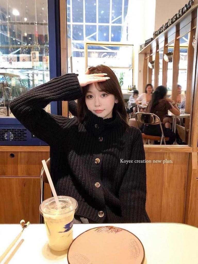 Korean Style Lapel Knit Cardigan: Women's Loose, Age-Reducing Sweater for Autumn and Winter