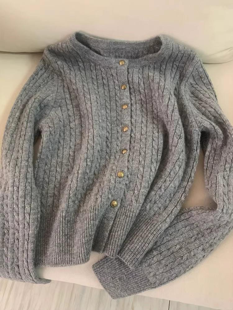European Heavyweight Cable Knit Cardigan: Women's Autumn/Winter Lazy Style with Gold Buttons