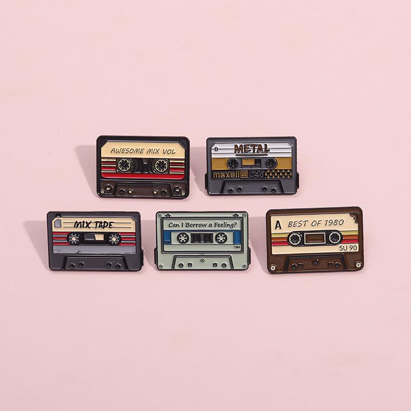 Retro Cartoon Cassette Alloy Brooch Badge - Music Series Pendant Accessory