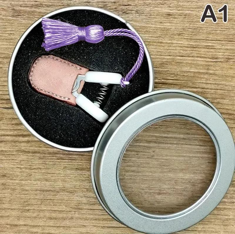 

Compact Thread Cutter with Safety Spring Mechanism Portable Sewing Scissors for Fabric Cutting and Crafting Precision Use One Size рожевий