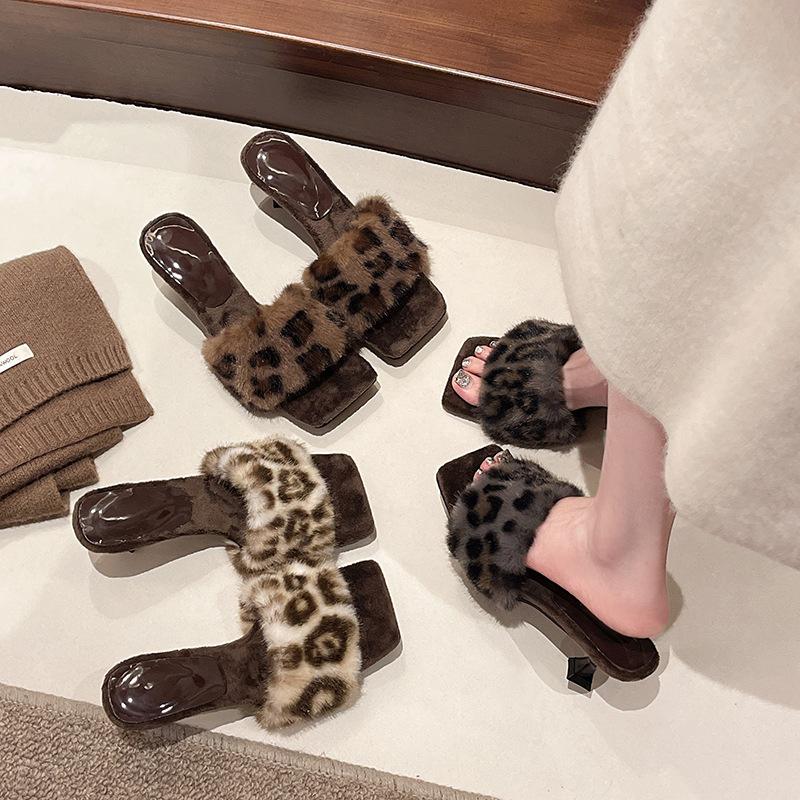 French Medium High Heel Leopard Print One-word Slippers Women's Shoes Wear 2025 New Autumn Retro Fluffy Sandals
