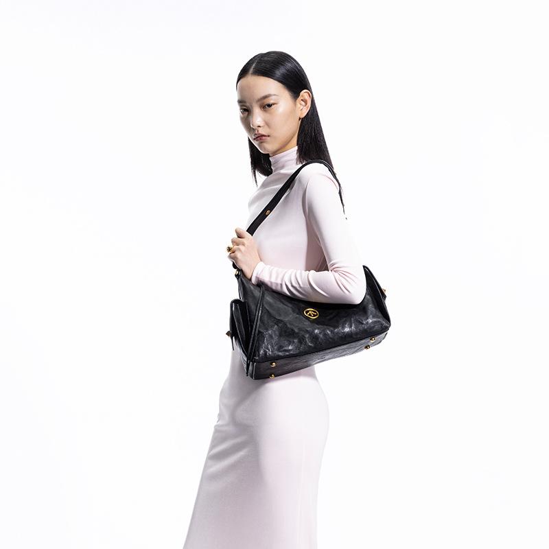 Jmg Bags Women's Toasted Bread, Vegetable-Tanned Leather, Commuter Underarm, Single-Shoulder, Crossbody Soft Bag