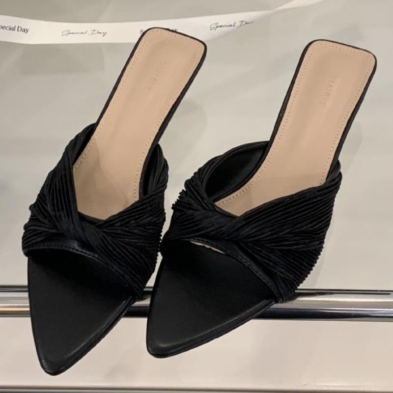 Fashion Elegant Pointed Toe Pleated Design Slippers Women Sexy Open Toe Kitten Heel Slide Sandals Summer Fashion Shallow Beach Sandals