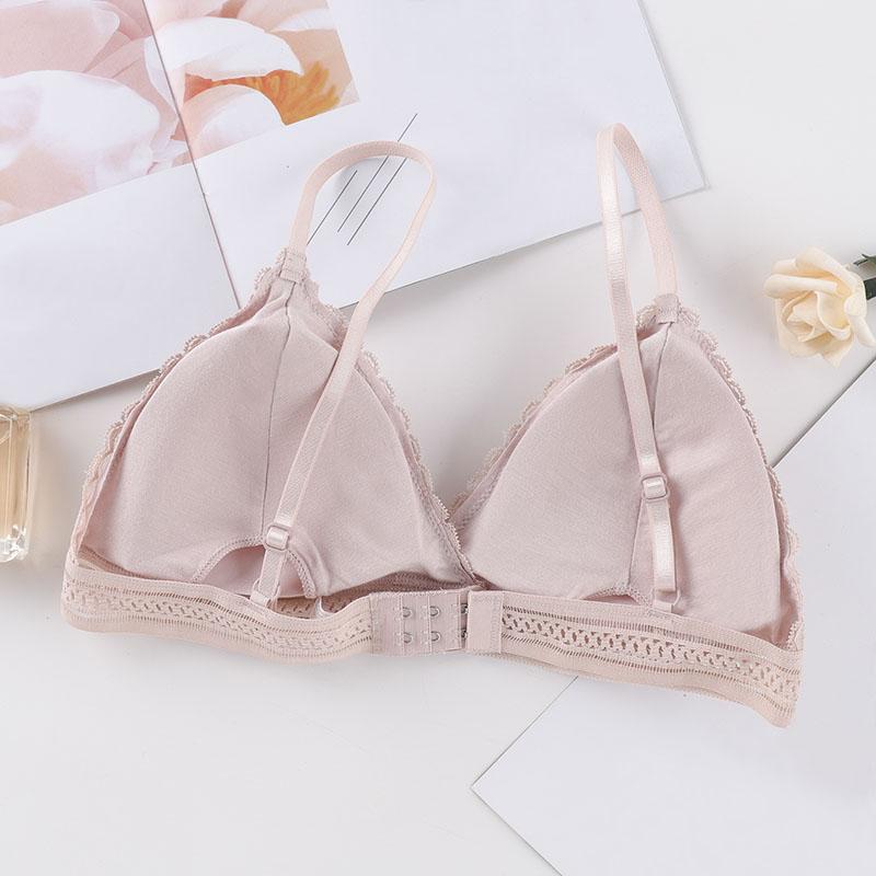 Women Lace Wire Free Sports Bra Beauty Back Comfortable Skin Stretch Triangle Cup Padded Bra