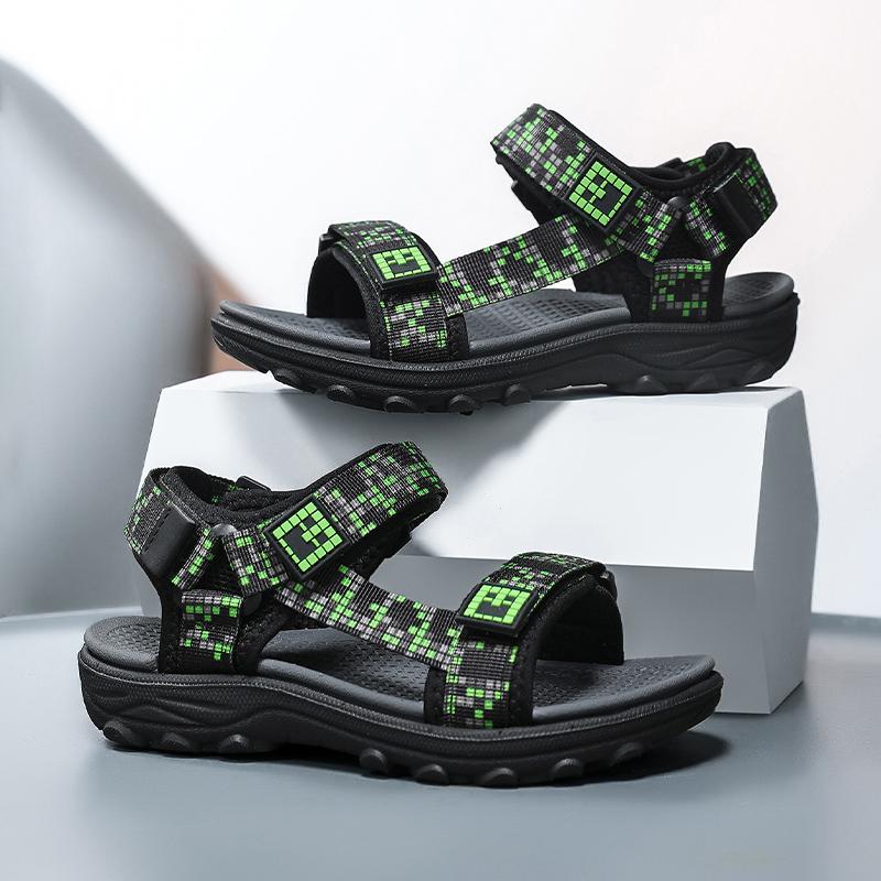 Kid's Fashion Colorful Lightweight  Outdoor Beach Shoes Casual Girls Sandals Slippers   Each Slippers for Boy