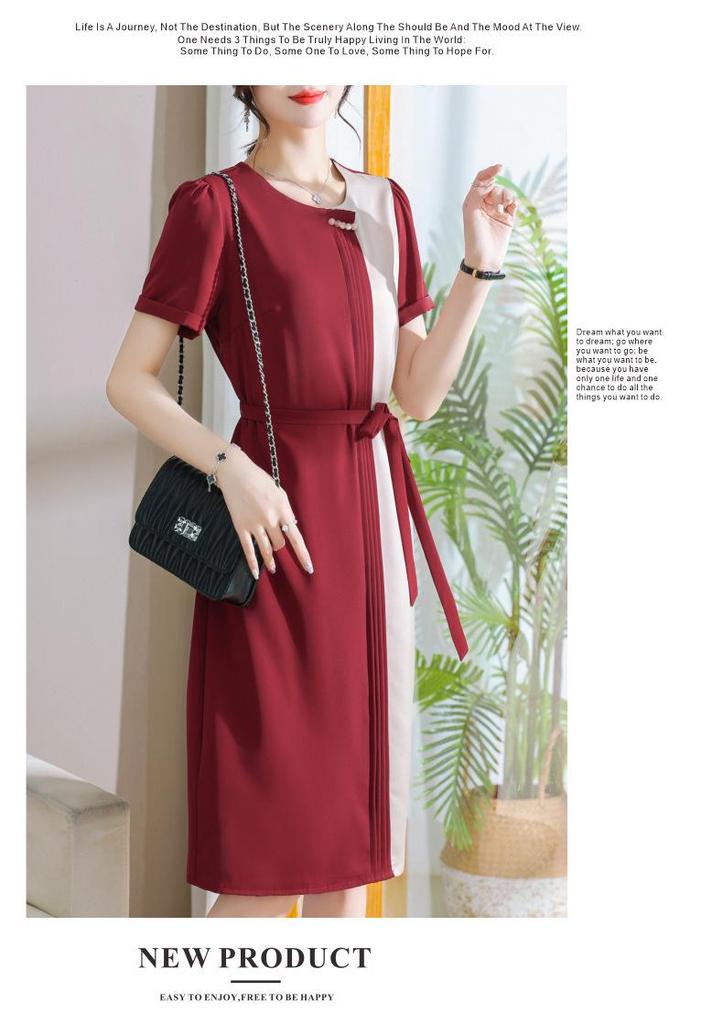 Chic Color-Block High-End Chiffon Midi Dress with Round Neck and Waist-Cinching Design for Women