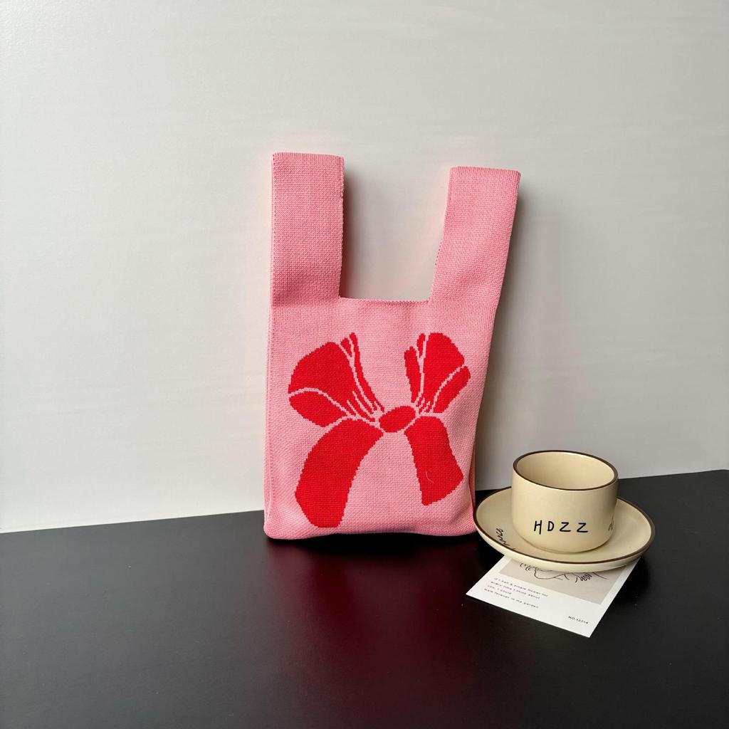 Knitted bag female animal tote bag cute souvenir snack bag versatile vest bag bucket woven gift bag