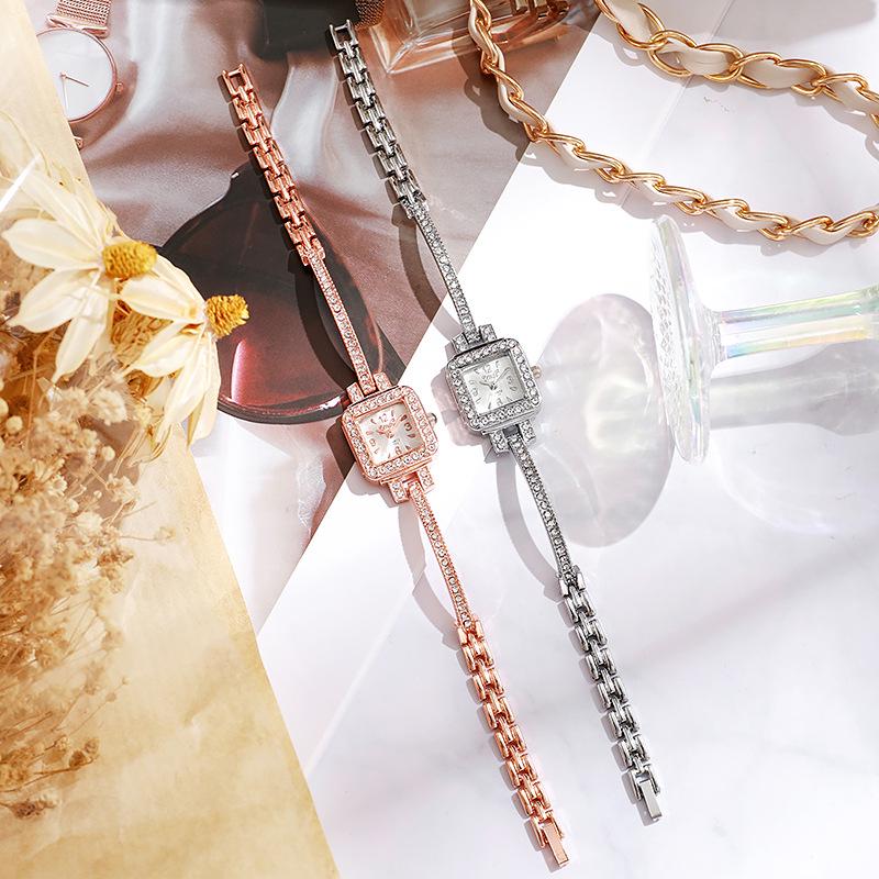 Elegant Women's Square Diamond-set Watch with Steel Band - Stylish Bracelet, Ideal for Parties and Students, High-end Niche Design