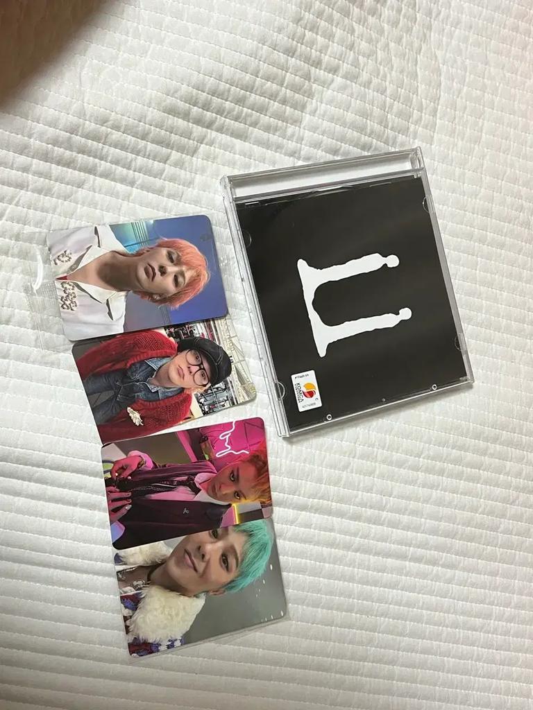 G-DRAGON Weaver Album Męski + Poka