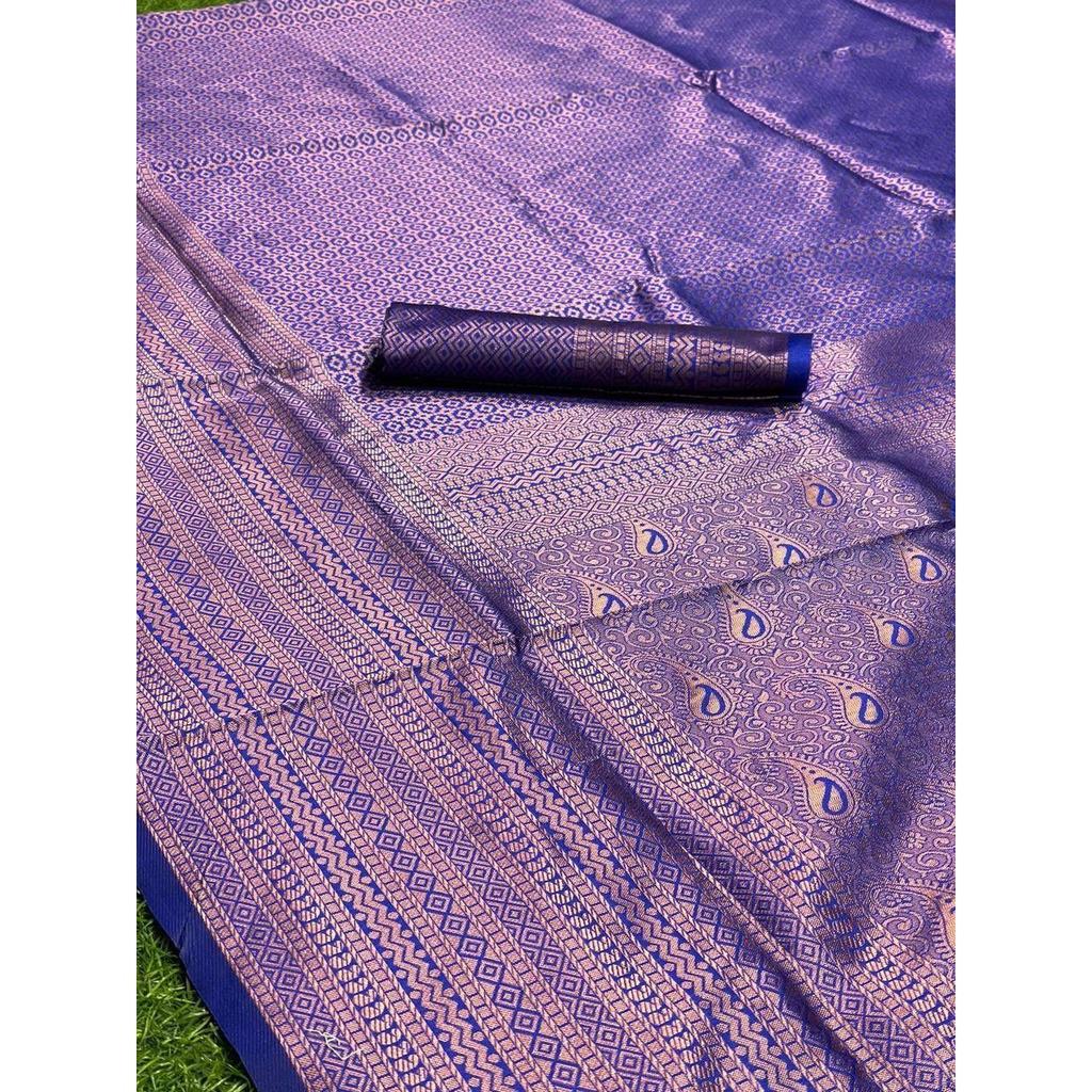 This beautiful saree is elegantly decorated with gorgeous Solid Jacquard weave that gives a perfect look to the outfit.