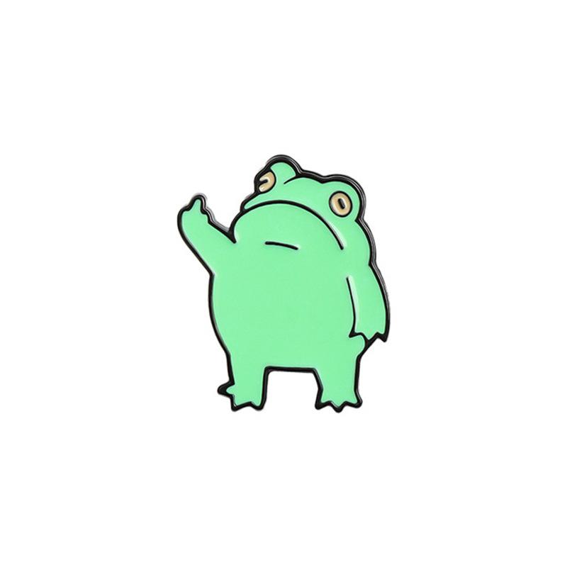Playful Green Frog Enamel Pin – Cute Animal Cartoon Badge