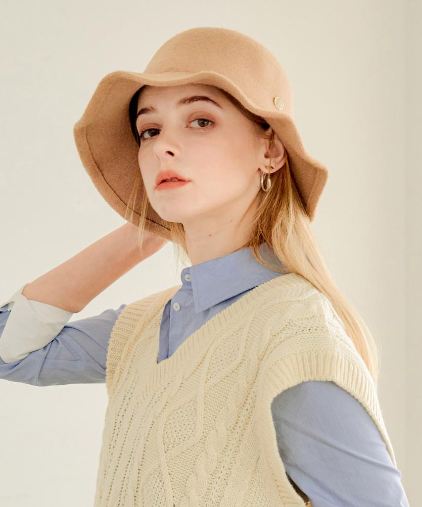 Hwaiteusaenjeu Wool Knit Bucket Hat (4 Colors)