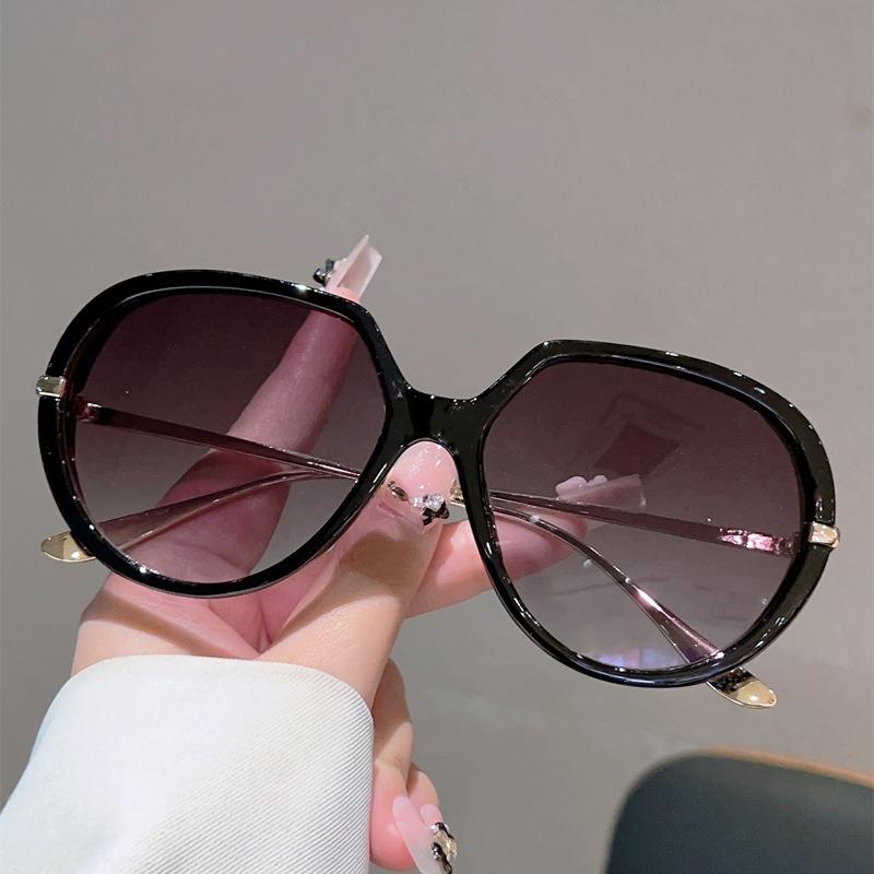 Oversized Round Sunglasses for Men Women 2026 New Trendy Outdoor Decor Shades Luxury Brand Design Sun Glasses Streetwear Eyewear