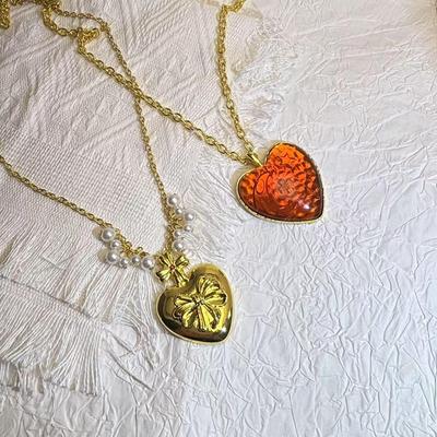 2025 Autumn & Winter High-End Versatile Heart Necklace for Long Sweaters