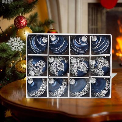 Jelmez kellékek – Karácsonyi díszek