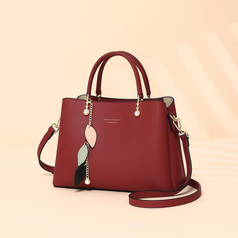 Women's Versatile Large-Capacity Crossbody Handbag: Fashionable High-End Single Shoulder Bag for Commuting